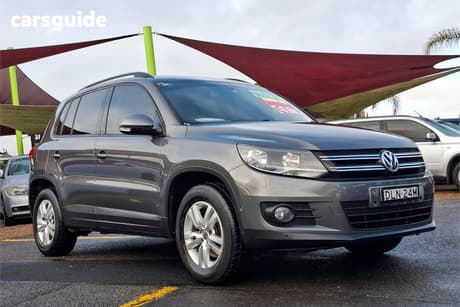 Grey 2012 Volkswagen Tiguan Wagon 132 Tsi Pacific