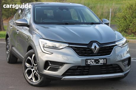 Grey 2022 Renault Arkana Coupe Intens