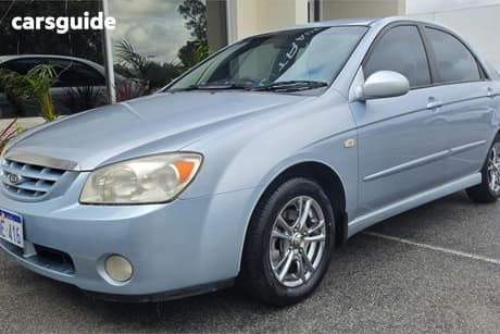 Blue 2004 Kia Cerato Sedan
