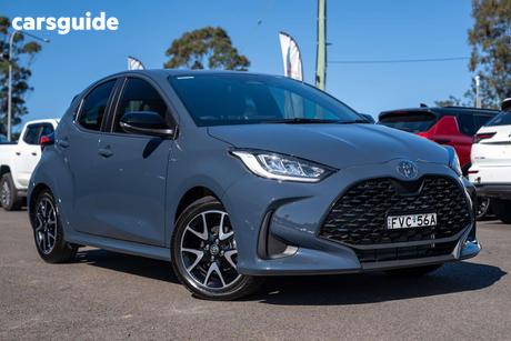 Grey 2025 Toyota Yaris Hatchback Zr Hybrid