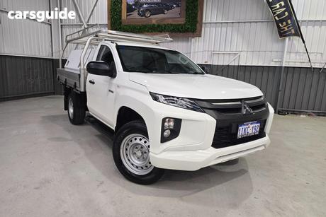 White 2024 Mitsubishi Triton Cab Chassis Glx (4X2)