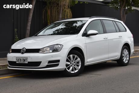 White 2015 Volkswagen Golf Wagon 92 Tsi Trendline