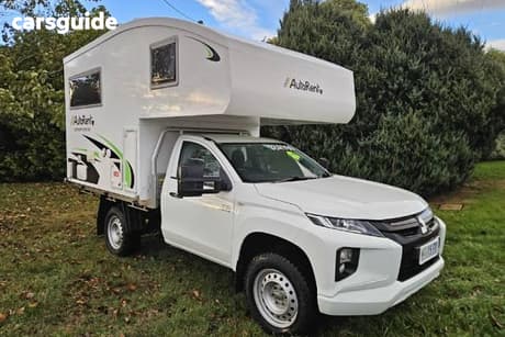 White 2022 Mitsubishi Triton OtherCar MOTORHOME