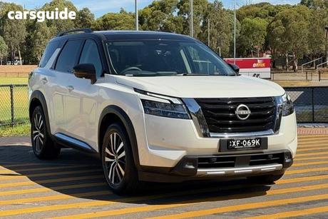 White 2024 Nissan Pathfinder Wagon Ti-L (4Wd)