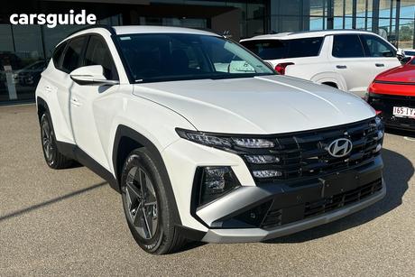 White 2026 Hyundai Tucson Wagon Elite Hybrid (Fwd)