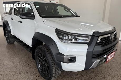 White 2022 Toyota Hilux Double Cab Pick Up Rogue (4X4)