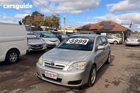 Silver 2004 Toyota Corolla Hatchback Ascent Seca