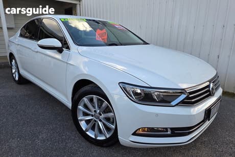 White 2016 Volkswagen Passat Sedan 132 Tsi Comfortline