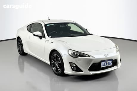 White 2013 Toyota 86 Coupe Gts