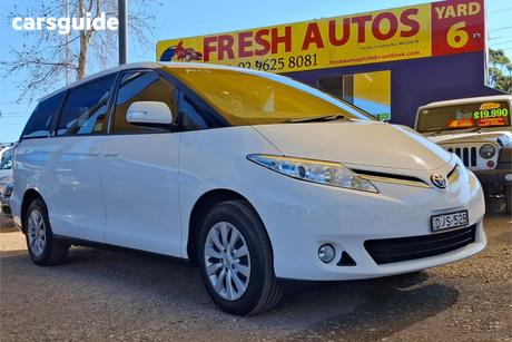 White 2016 Toyota Tarago Wagon Gli