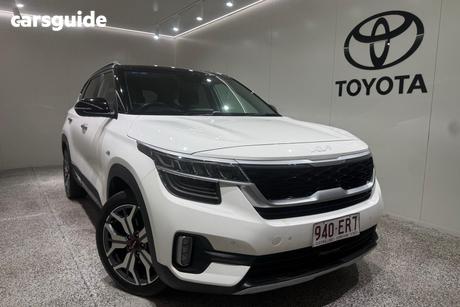 White 2022 Kia Seltos Wagon Gt Line (Awd) (Two-Tone)