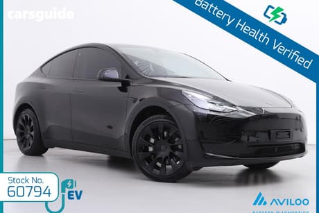 Black 2022 Tesla Model Y Wagon Rear-Wheel Drive