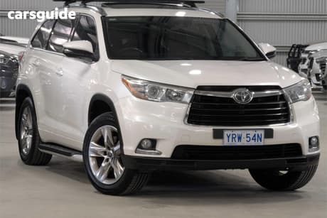 White 2015 Toyota Kluger Wagon Grande (4X4)