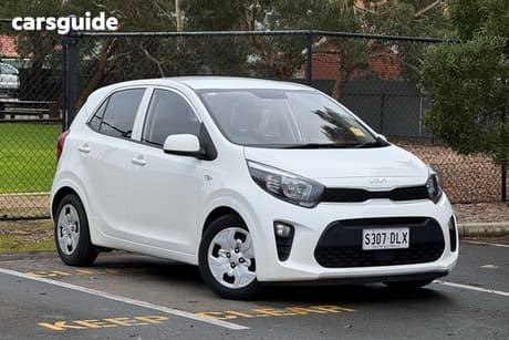 White 2023 Kia Picanto Hatchback S (Pe)
