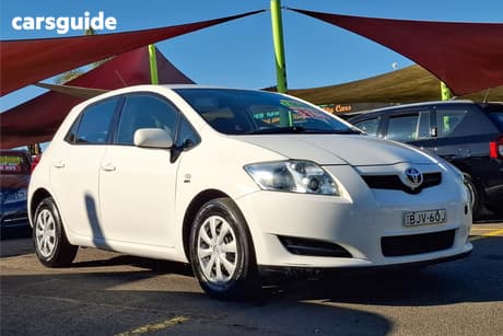 White 2007 Toyota Corolla Hatchback Ascent