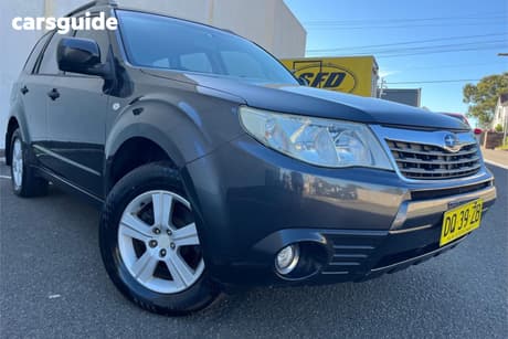 Grey 2009 Subaru Forester Wagon X