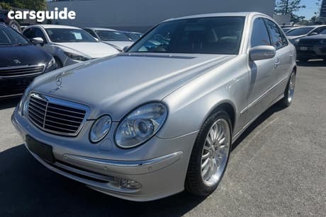 Silver 2004 Mercedes-Benz E500 Sedan Elegance