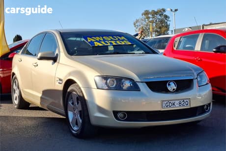 Gold 2007 Holden Calais Sedan