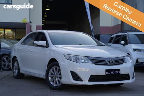White 2011 Toyota Camry Sedan Altise