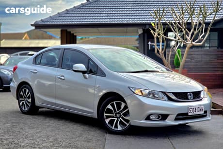Silver 2015 Honda Civic Sedan Vti-L
