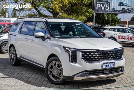 White 2024 Kia Carnival Wagon Gt-Line Hev