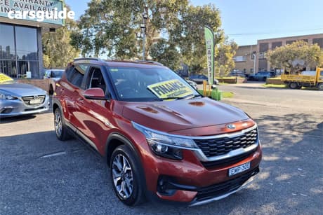 Orange 2020 Kia Seltos Wagon Sport+ (Awd)