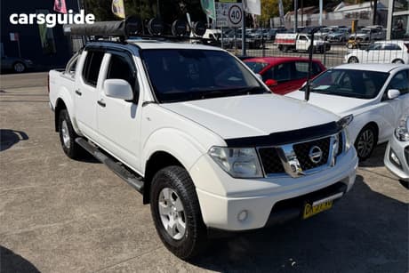 White 2015 Nissan Navara Dual Cab Pick-up Rx Silverline Se (4X4)