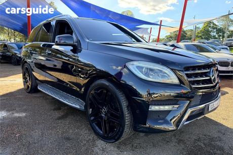 Black 2013 Mercedes-Benz ML SUV ML500 4X4