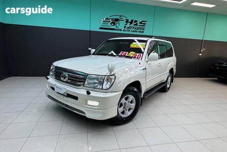 White 1999 Toyota Landcruiser SUV VX LIMITED 4X4 7 SEATER