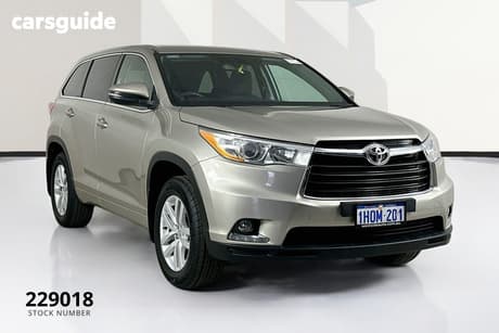 Beige 2015 Toyota Kluger Wagon Gx (4X4)
