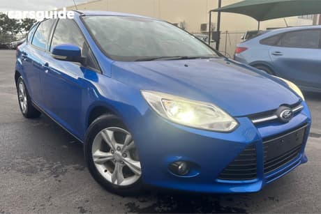 Blue 2013 Ford Focus Hatchback Trend
