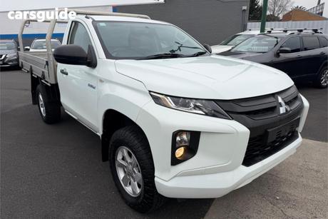 White 2019 Mitsubishi Triton Cab Chassis Glx