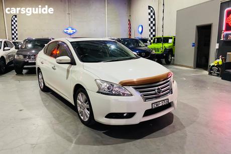 White 2013 Nissan Pulsar Sedan Ti