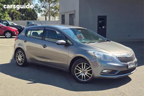 Grey 2014 Kia Cerato Hatchback S