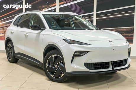 White 2026 MG MGS5 EV Wagon Essence 62