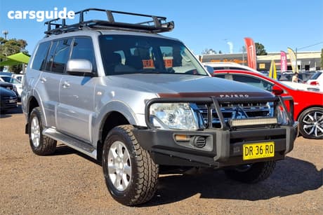 Silver 2012 Mitsubishi Pajero Wagon Glx Lwb (4X4)