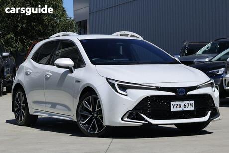 White 2024 Toyota Corolla Hatchback Zr Hybrid