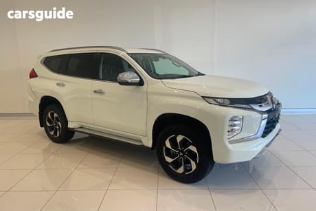 White 2024 Mitsubishi Pajero Sport Wagon Gls (4Wd) 7 Seat
