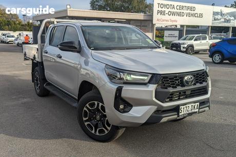 Silver 2025 Toyota Hilux Double Cab Pick Up Sr5 48V (4X4)