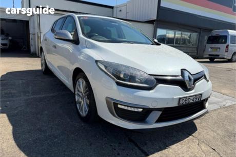 White 2015 Renault Megane Hatchback Gt-Line
