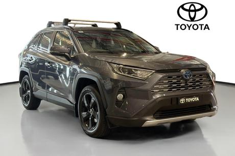 Silver 2019 Toyota RAV4 Wagon Cruiser Awd Hybrid