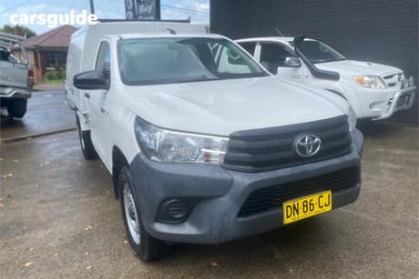 White 2017 Toyota Hilux Cab Chassis Workmate (4X4)
