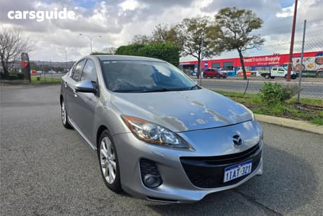 Silver 2010 Mazda 3 Sedan Maxx