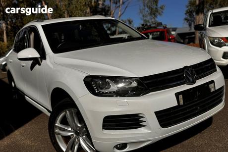 White 2013 Volkswagen Touareg Wagon V6 Tdi 4Xmotion