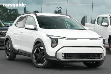 White 2026 Kia Stonic Wagon Sport