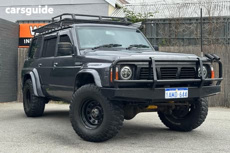 Blue 1991 Nissan Patrol SUV GQ TI WAGON 7ST 5DR AUTO 4SP 4X4 4.2D