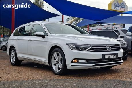 White 2016 Volkswagen Passat Wagon 132 Tsi Comfortline