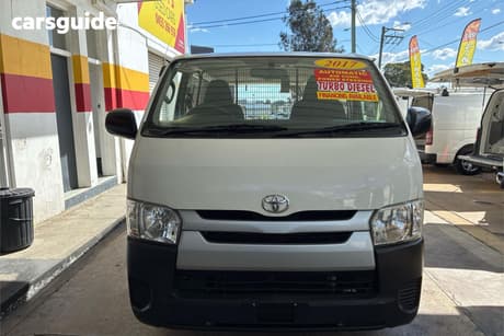 White 2017 Toyota HiAce Van Lwb