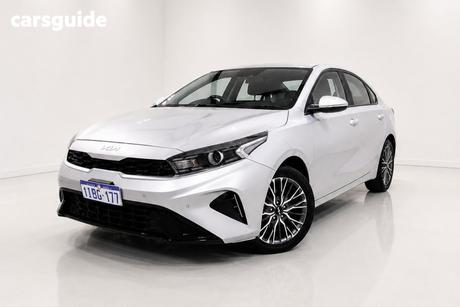 Silver 2023 Kia Cerato Sedan Sport