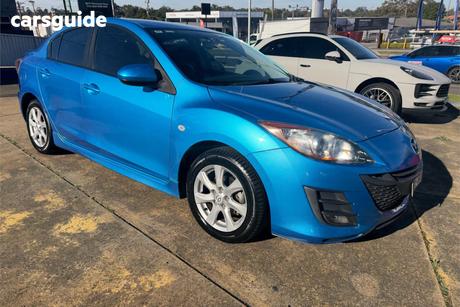 Blue 2010 Mazda 3 Sedan Maxx